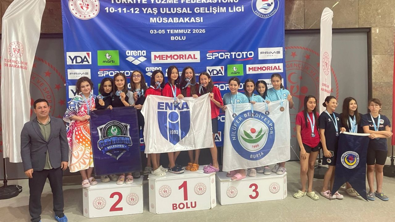 Çayırovalı yüzücüler, bölgeden 25 madalya ile döndü