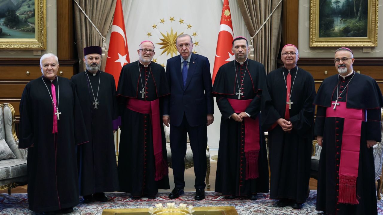 Cumhurbaşkanı Erdoğan, Külliye'de ağırladı