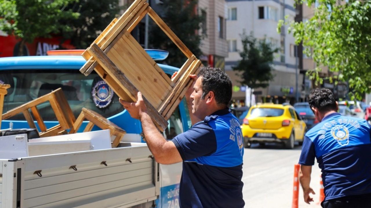 Eskişehir’de zabıta ekipleri denetimlerini aralıksız sürüyor