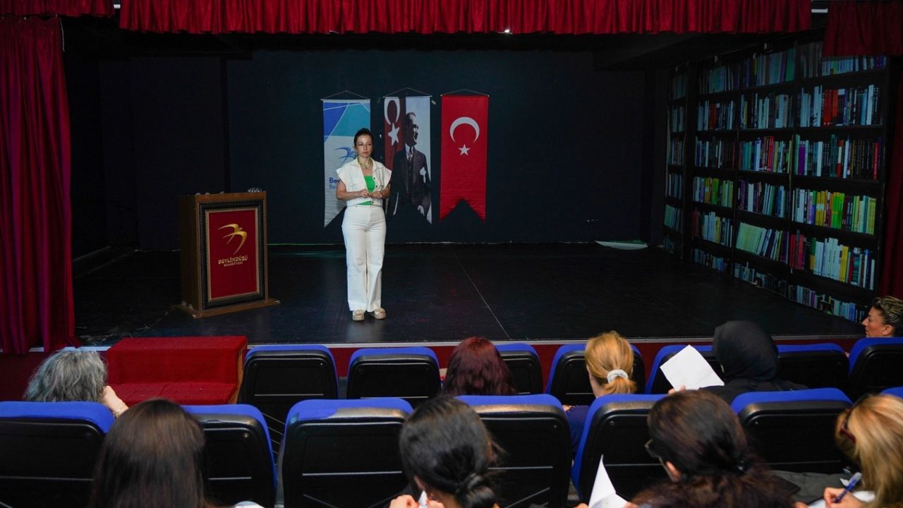 İstanbul Beylikdüzü’nde muhasebe eğitimi sertifika töreni