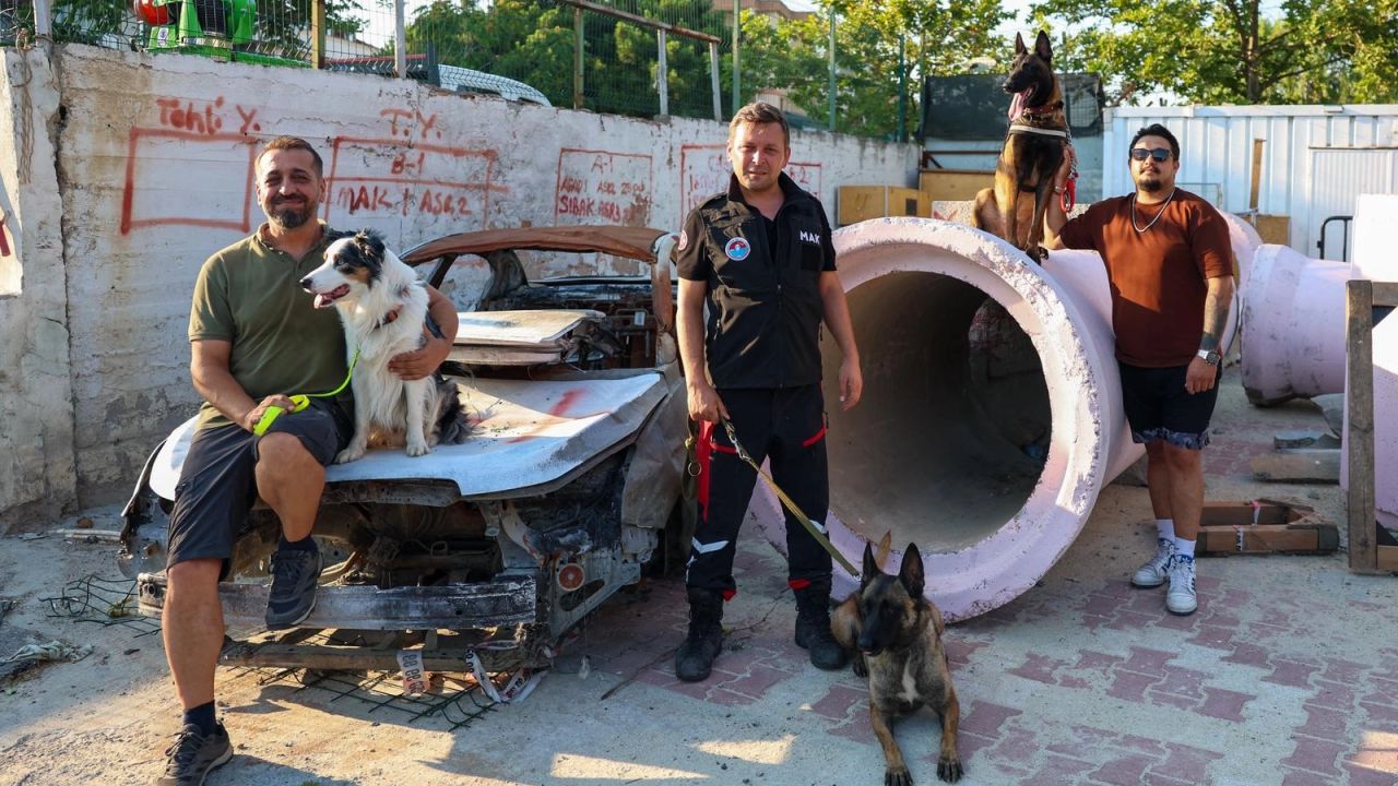 İstanbul Maltepe'de patili kahramanları afetlere hazırlanıyor