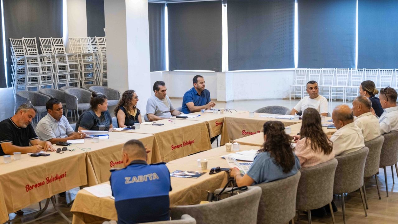 İzmir Bornova’da Muhtarlar Toplantısı yapıldı