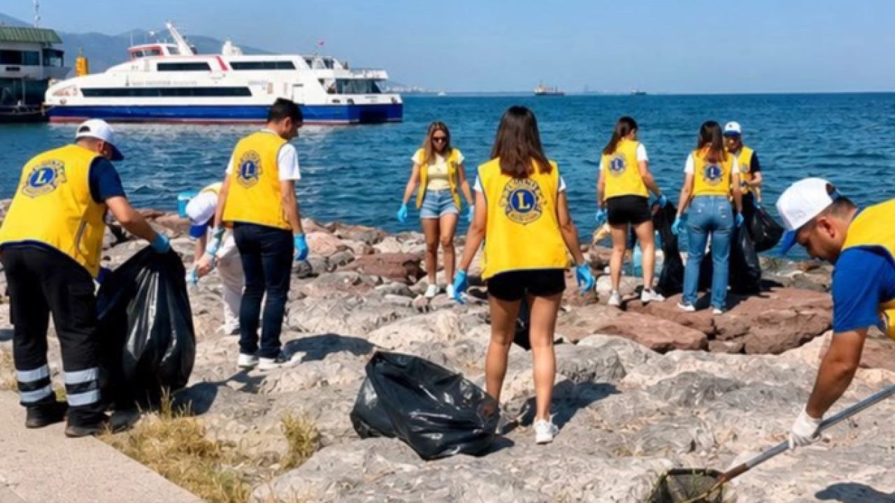 İzmir Körfezi'nde ortak temizlik seferberliği