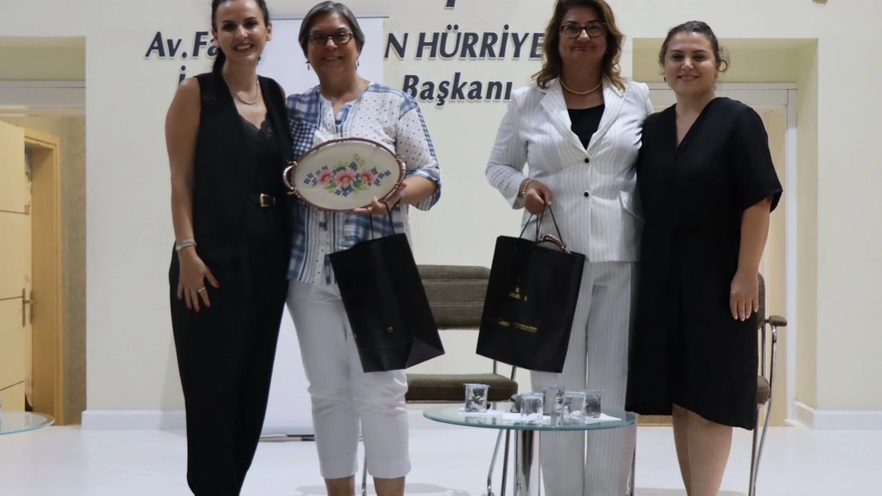 Kocaeli İzmit'te aile tutumlarının rolü anlatıldı