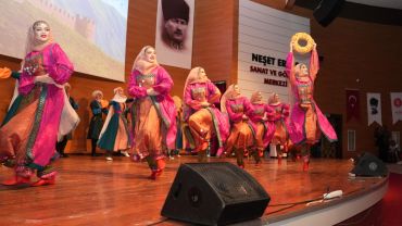 Kuzey Kafkasya Kültür ve Sanat Festivali’nde renkli görüntüler