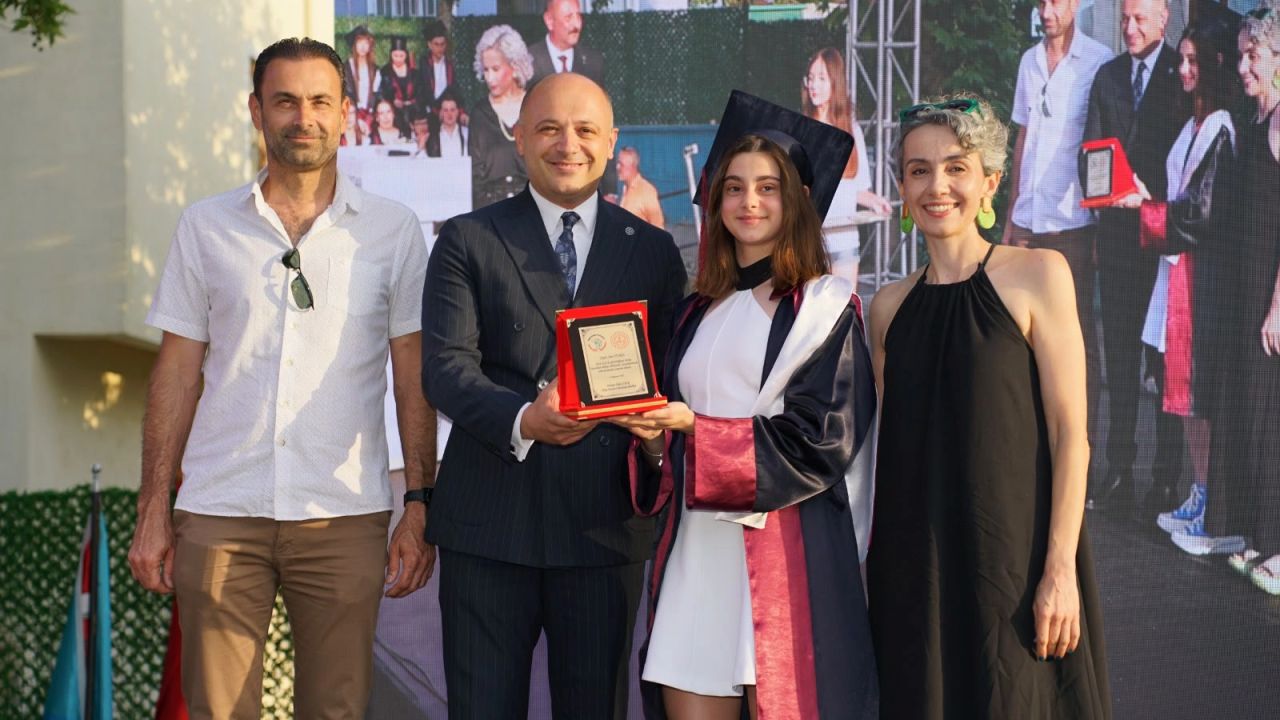 LGS’de Türkiye birincisi Keşanlı İnci Nural