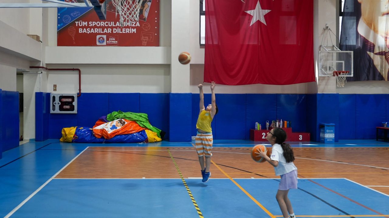 Maltepeli çocukların tatili sporla geçiyor