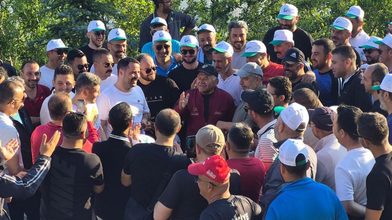 Memduh Büyükkılıç Kayseri Ulaşım'la bir araya geldi