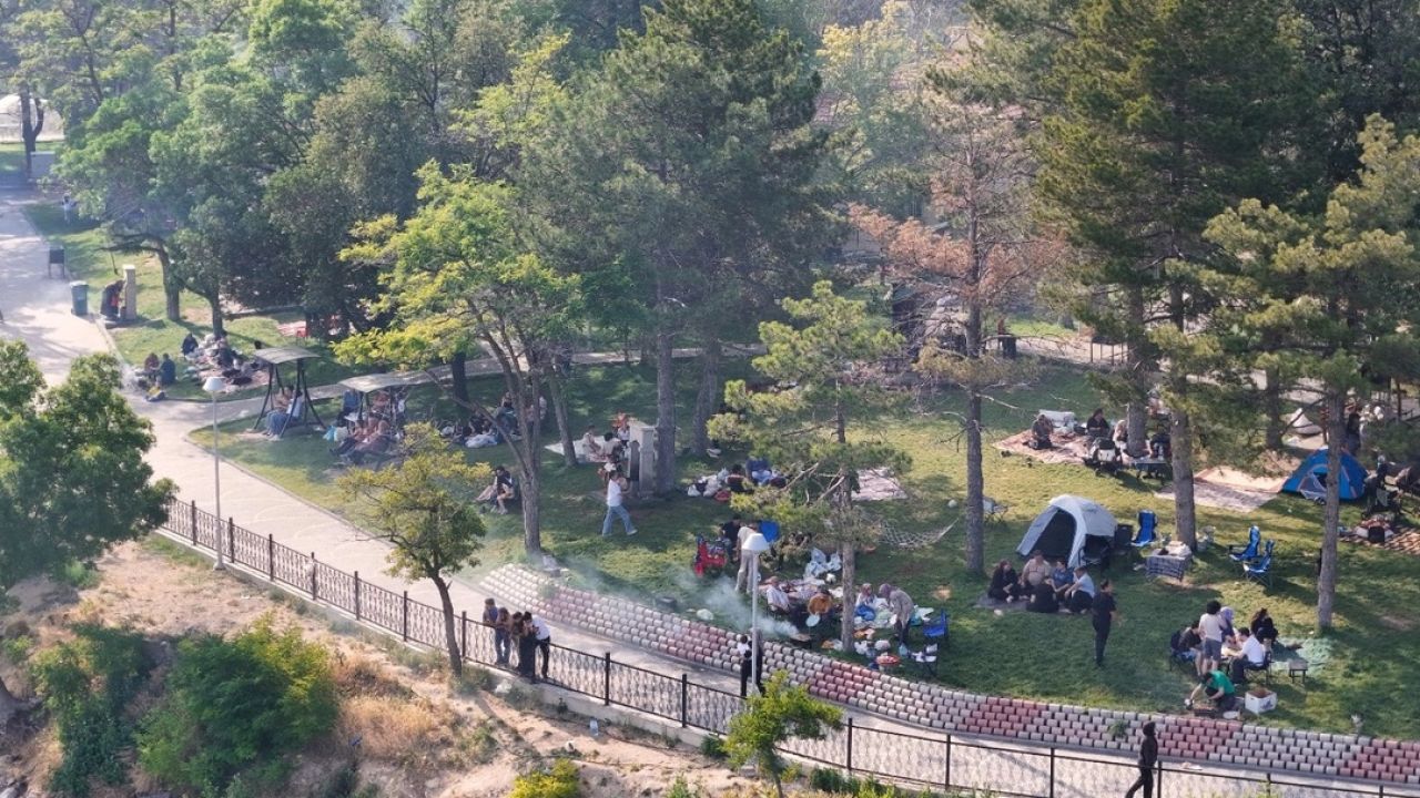 Sarımsaklı Barajı Mesire Alanı'na Kayserililerden tam not