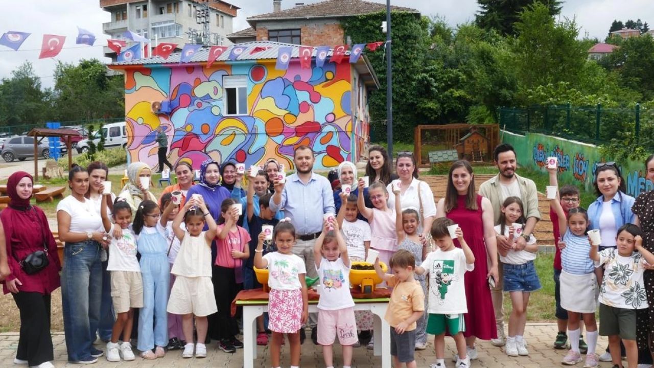 Trabzon’da Çilekli Düşler Köyü’nde Ebeveyn-Çocuk atölyesi başladı