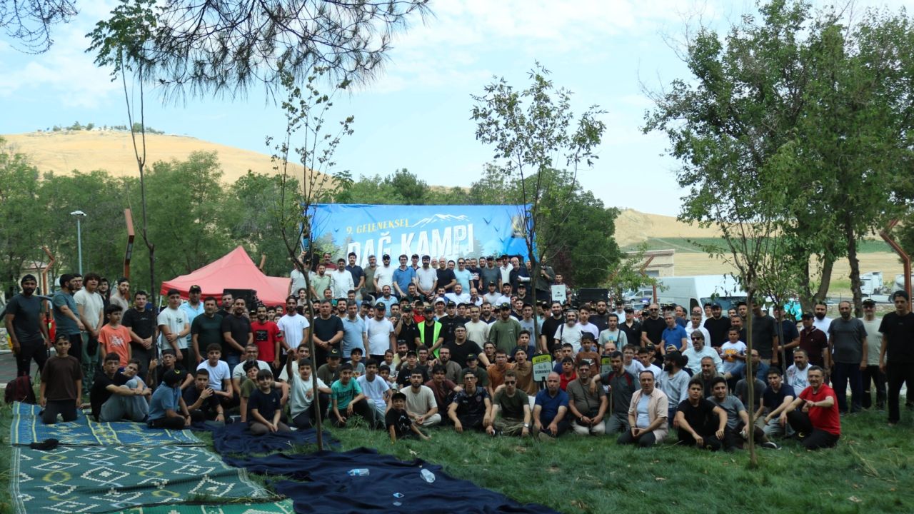 YediHilal’in 9. Geleneksel Dağ Kampı Batman’da gerçekleştirildi